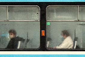 Face mask again mandatory in public transport