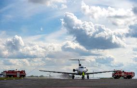 Yakovlev Yak-40, jet airliner, airplane, plane, water salute, termination of operation