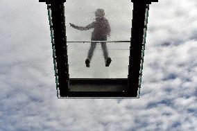 Skywalk, glass, walkway, girl, sky, Stezka Valaska