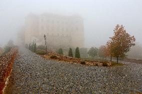 Mikulov, Mikulov Castle, tourists, autumn