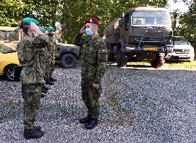 Old peopleｴs home Humpolec, Czech Republic, army, soldiers, help