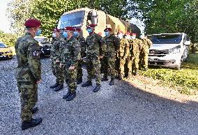 Old peopleｴs home Humpolec, Czech Republic, army, soldiers, help