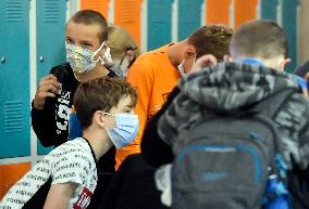 pupils, school, face masks, coronavirus, COVID-19