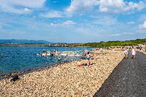 Lake Most, Czech Republic, people, visitors, nice weather