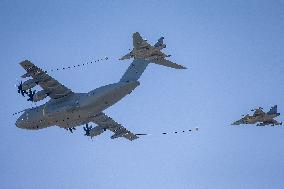NATO Days and Czech Military Air Forces Days 2020, simulation of refueling by Airbus A400M Atlas transport aircraft
