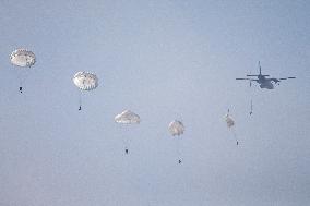 NATO Days and Czech Military Air Forces Days 2020, 43rd Airborne Battalion, AGAT, airdrop