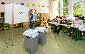 Czech regional elections and the first round of the election to one-third of the Senate