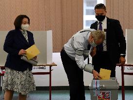 Czech regional elections and the first round of the election to one-third of the Senate