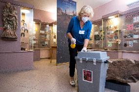 Czech regional elections and the first round of the election to one-third of the Senate