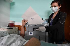 Czech regional and Senate elections, Zlin, hospital