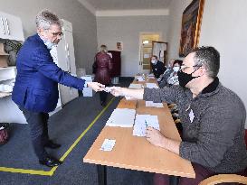 Milos Vystrcil, Czech regional and Senate elections, Telc, COVID-19, coronavirus