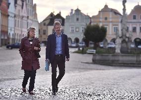 Milos Vystrcil, Ivana Vystrcilova, Czech regional and Senate elections, Telc