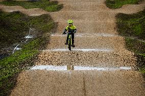 pump track circuit for cyclists, cyclist
