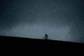 pump track circuit for cyclists, cyclist, silhouette