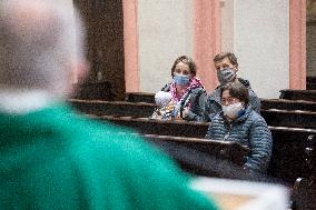 Mass, The church of the Assumption of Virgin Mary, priest