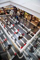 fast food, restaurant, lunch, spacing, people, pair, couple, coronavirus, COVID-19, Hradec Kralove