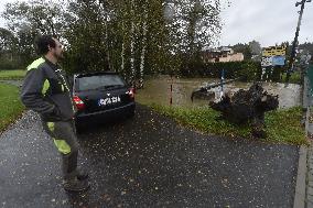 River Porubka, village Vresina, heavy rain, raised water level