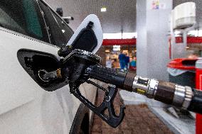 filling station, gas station, fuel, car, vehicle