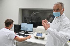 St. Anneｴs University Hospital, new laboratory, epidemic, pandemic, coronavirus