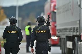 police control, borders, terrorism, Dolni Dvoriste