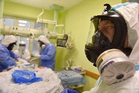 Hospital Krnov, COVID-19, coronavirus, patiens, healthcare workers, tracheostomy