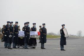 Military aircraft, body of staff sergeant Michaela Ticha