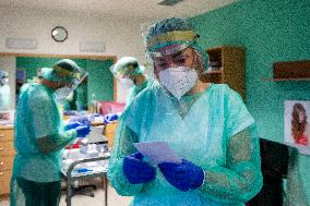 comprehensive testing for COVID-19 disease in retirement home, test, tests