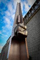 Sculpture Flame in memory of student Palach unveiled in Prague