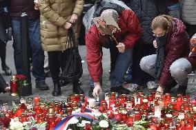 On-line celebrations Thanks That We Can candles Narodni street Prague