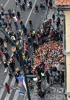 On-line celebrations Thanks That We Can candles Narodni street Prague