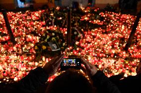 On-line celebrations Thanks That We Can candles Narodni street Prague