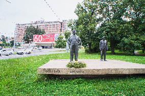 The Statues of Tomas and Jan Antonin Bata, monument, memorial, Zlin