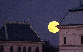 The full moon, Prague