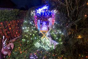 Vaclav Trunec's house decorated with thousands of Christmas bulbs, lights, decoration, decorations