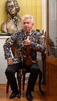 Jaroslav Sveceny
