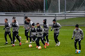 Sparta Prague players training