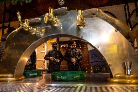 Restaurant and pub U Rady, protest, corona, covid-19 virus government rules police