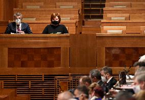 Andrej Babis, Alena Schillerova