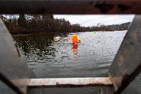 Winter swimmers, cold water, pond Podborny, Nachod