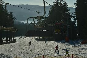 Skiareal Lipno, Bohemian Forest, Sumava, Czech Republic, skiers, chairlift