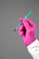 syringe, injection, vaccine, vaccination