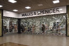 Shop Marks & Spencer, Ostrava, Shopping center Nova Karolina, closed, state of emergency