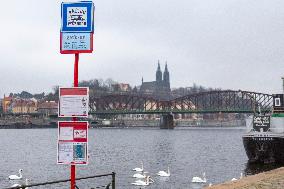 Prague, city, town, building, river, Vltava, ships, ferry Vysehrad, tourists, mask