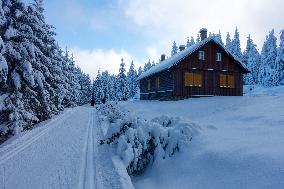Czech Cottage, winter, snow, Jizera Highway, (Izera) Mountains, Isergebirge