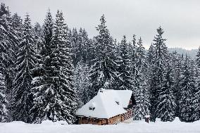 Czech Cottage, winter, snow, Kristianov, Jizera (Izera) Mountains, Isergebirge