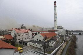 heating plant in Kolin, explosion, fire, firemen