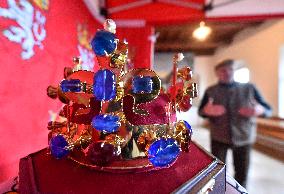 replica of the Czech royal crown, gift to the Austria-based grandson of Charles I