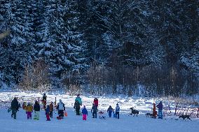 People, children, sun weather, snow, mountain, ski-areal Kobyla, Zadov