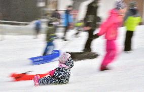 People, children, sun weather, snow, mountain, ski-areal Sacberk, Zborna