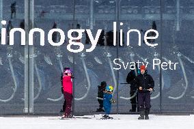ski-areal Svaty Petr, Spindleruv Mlyn, Giant Mountains, snow, winter